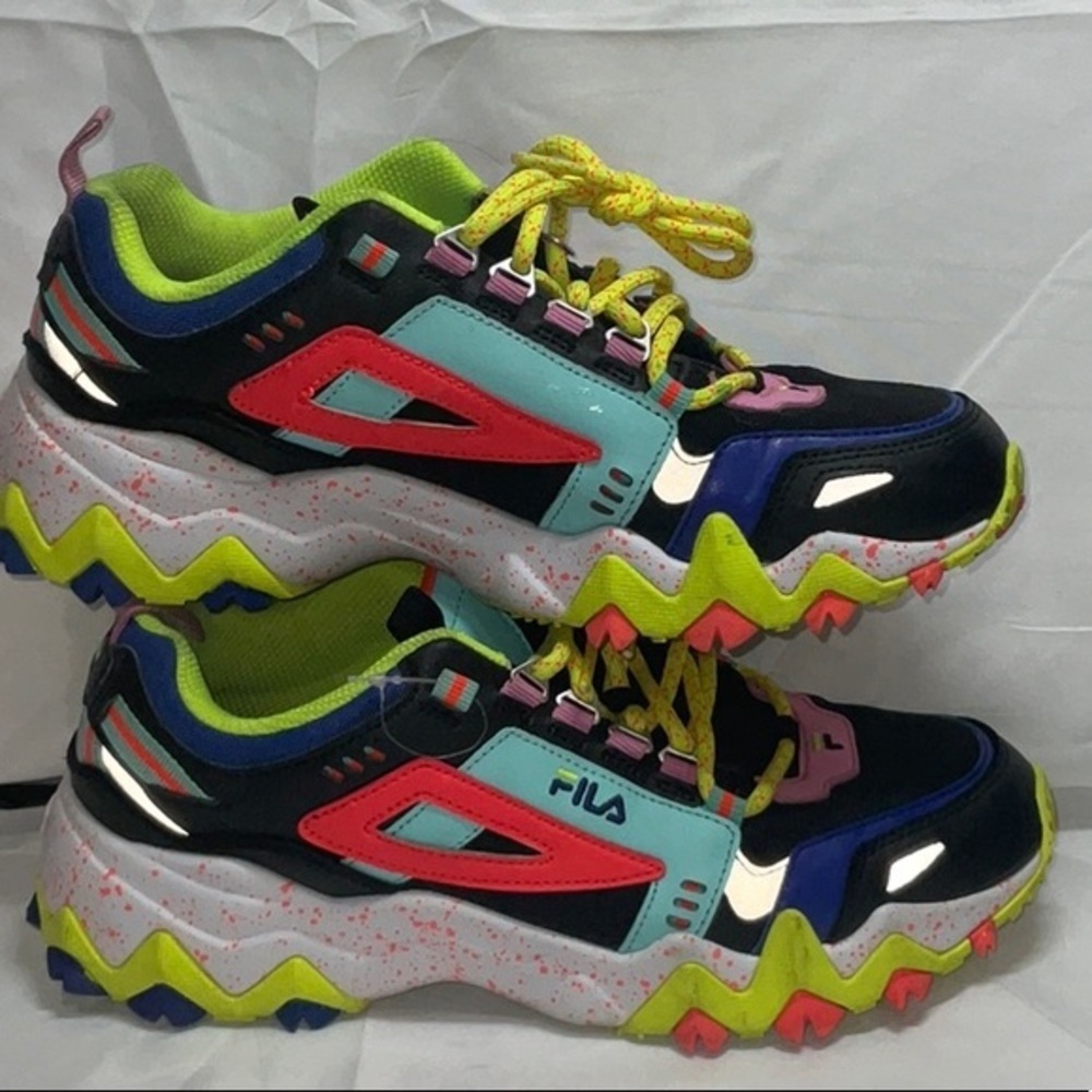 Fila Black and Blue Sneakers with Chunky Design, colors - Picture 1 of 8
